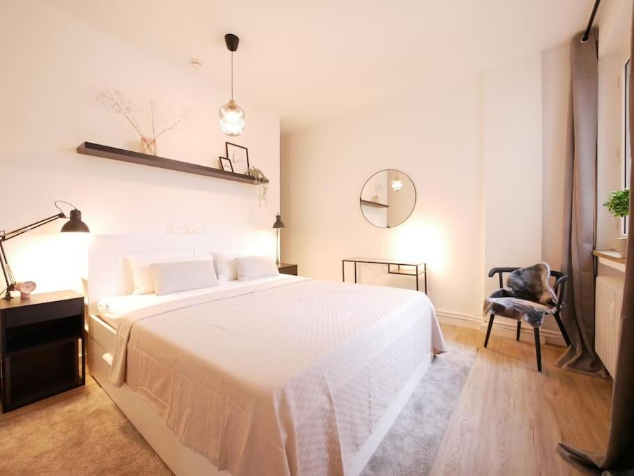 Ferienwohnung 75 M2, Zentral, Gemuetlich, Eigener Parkplatz Osnabrück Exterior foto